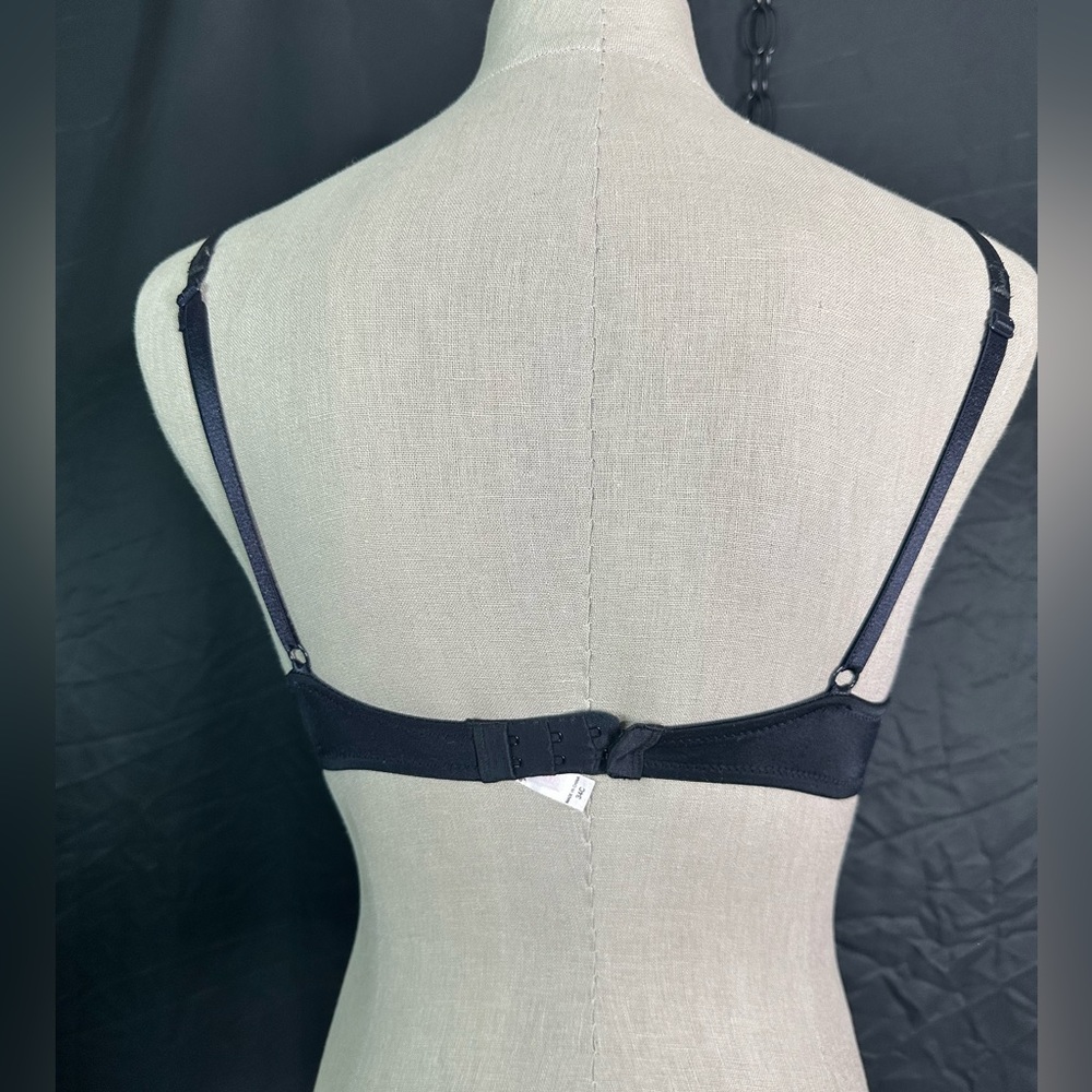 Black Rhinestone Detail Bra VS - Picture 5 of 11